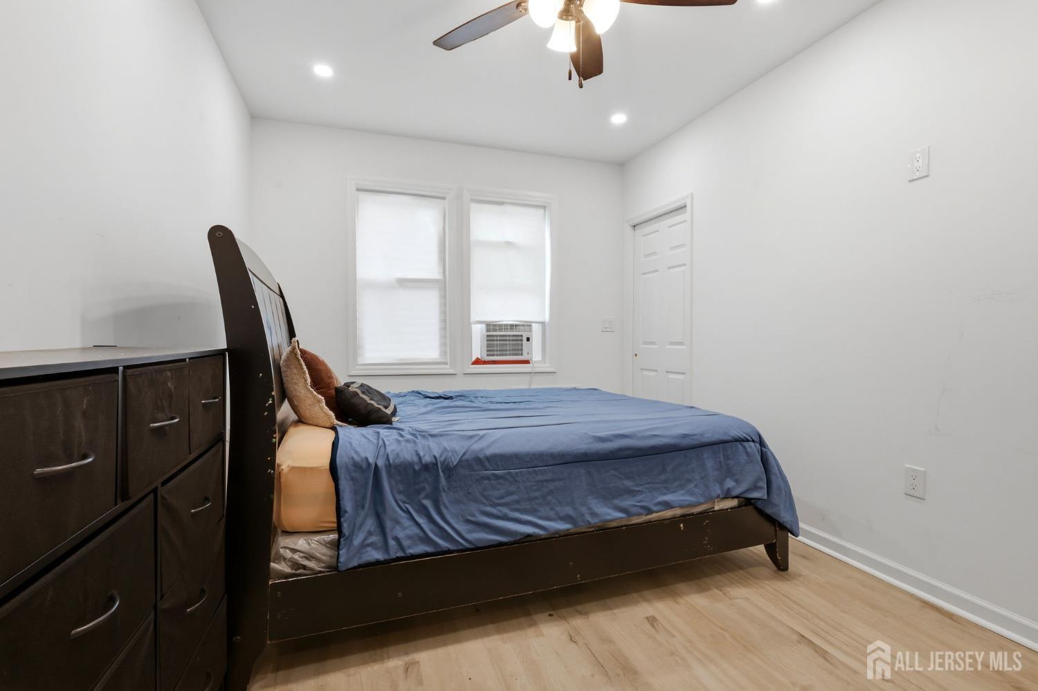 62 Pinetree Drive Sayreville NJ 08859