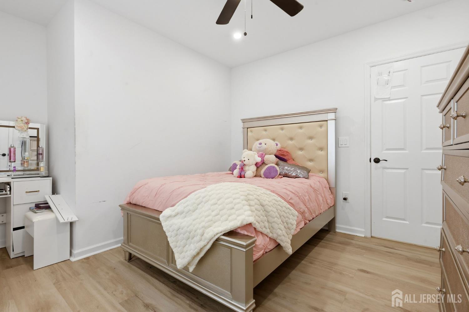 62 Pinetree Drive Sayreville NJ 08859