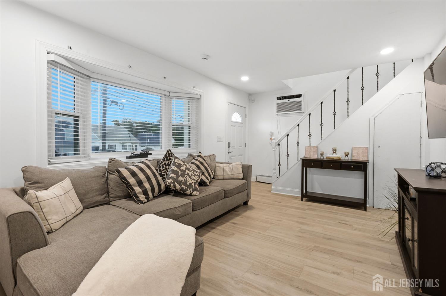 62 Pinetree Drive Sayreville NJ 08859
