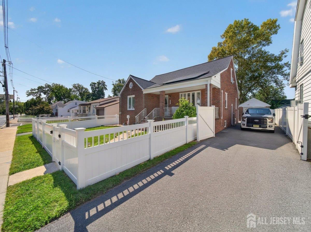 173 Liberty Street Fords NJ 08863