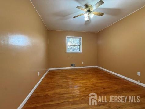 124 Chestnut Street Avenel NJ 07001