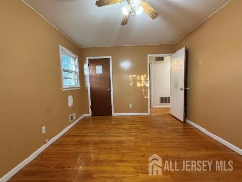 124 Chestnut Street Avenel NJ 07001
