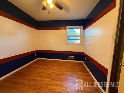 124 Chestnut Street Avenel NJ 07001