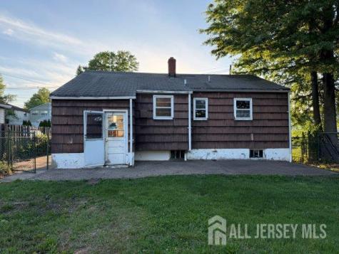 124 Chestnut Street Avenel NJ 07001
