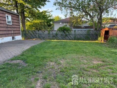 124 Chestnut Street Avenel NJ 07001