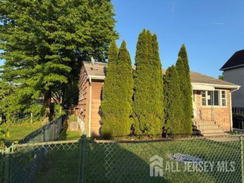 124 Chestnut Street Avenel NJ 07001
