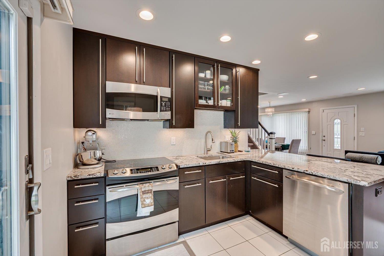 106 Washington Avenue Iselin NJ 08830