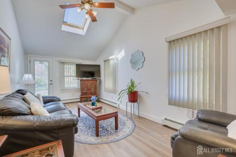 16 Skytop Road Lebanon Twp NJ 07853