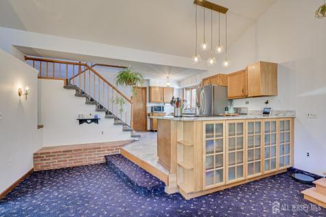 16 Skytop Road Lebanon Twp NJ 07853