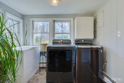 16 Skytop Road Lebanon Twp NJ 07853
