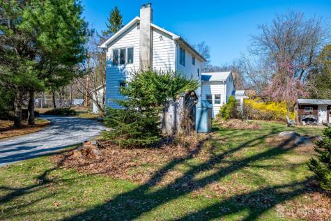 16 Skytop Road Lebanon Twp NJ 07853