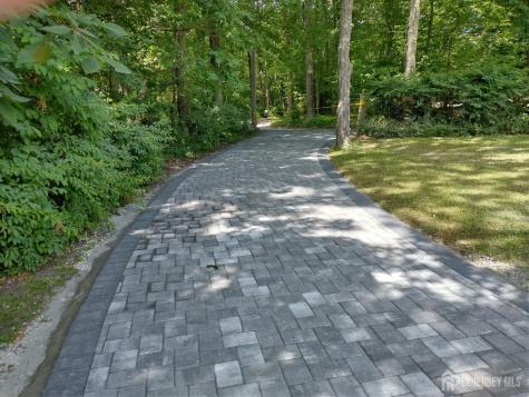 16 Skytop Road Lebanon Twp NJ 07853