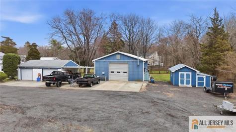 251 Matchaponix Avenue Monroe NJ 08831
