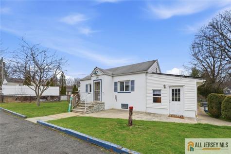 251 Matchaponix Avenue Monroe NJ 08831