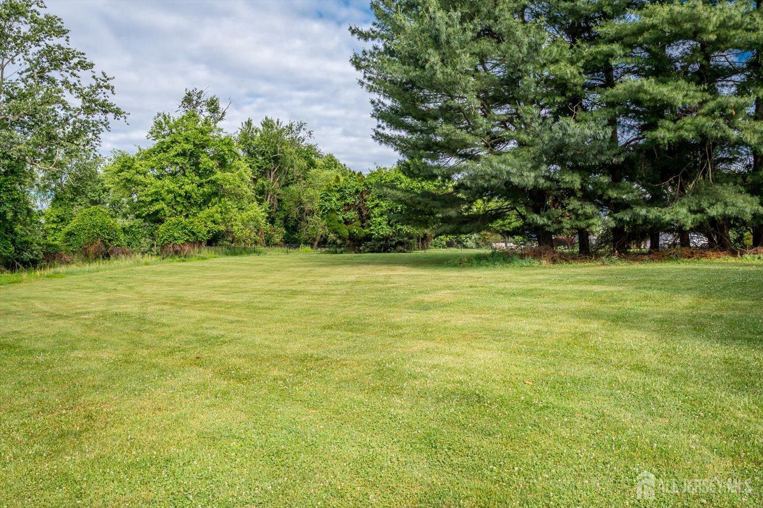 327 Summer Road Branchburg NJ 08853