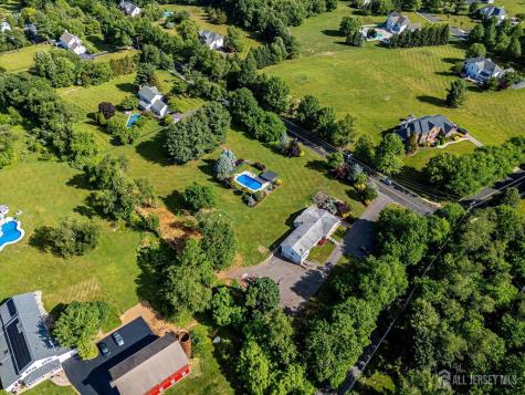 327 Summer Road Branchburg NJ 08853