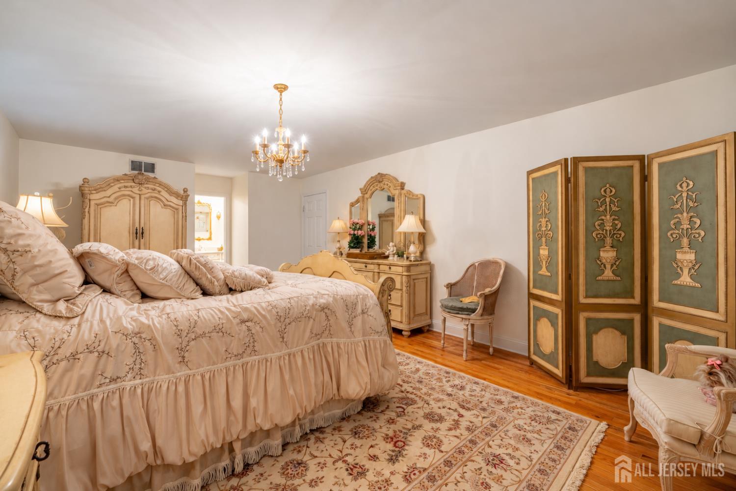 15 Cherokee Road East Brunswick NJ 08816