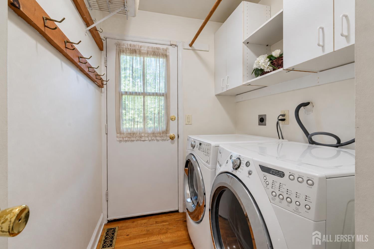 15 Cherokee Road East Brunswick NJ 08816