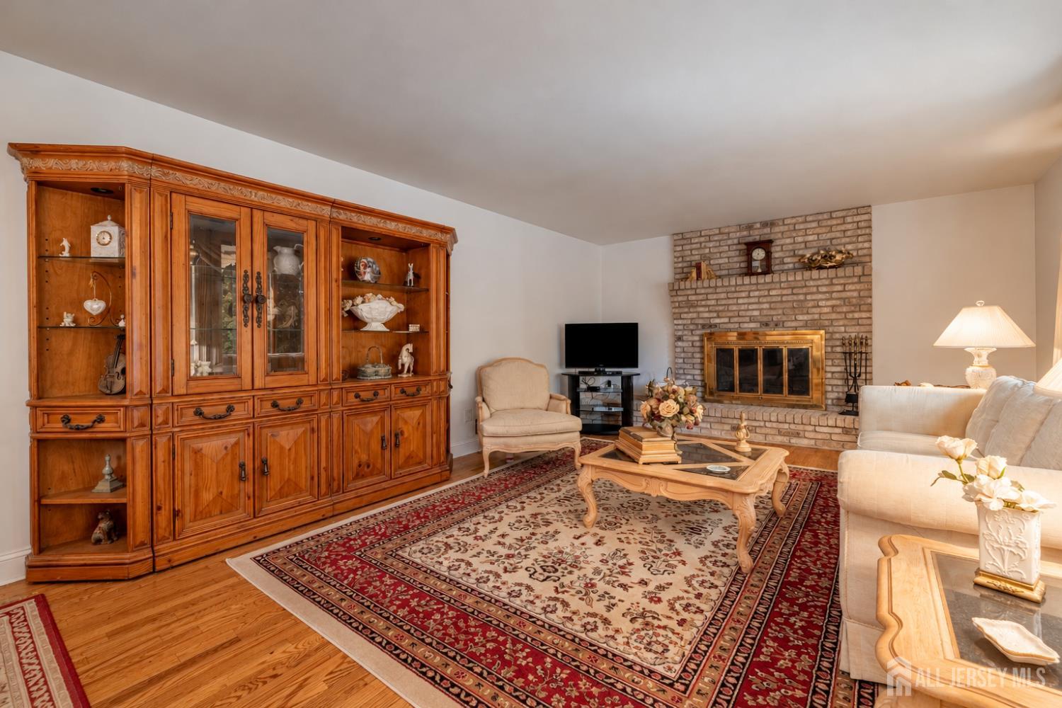 15 Cherokee Road East Brunswick NJ 08816