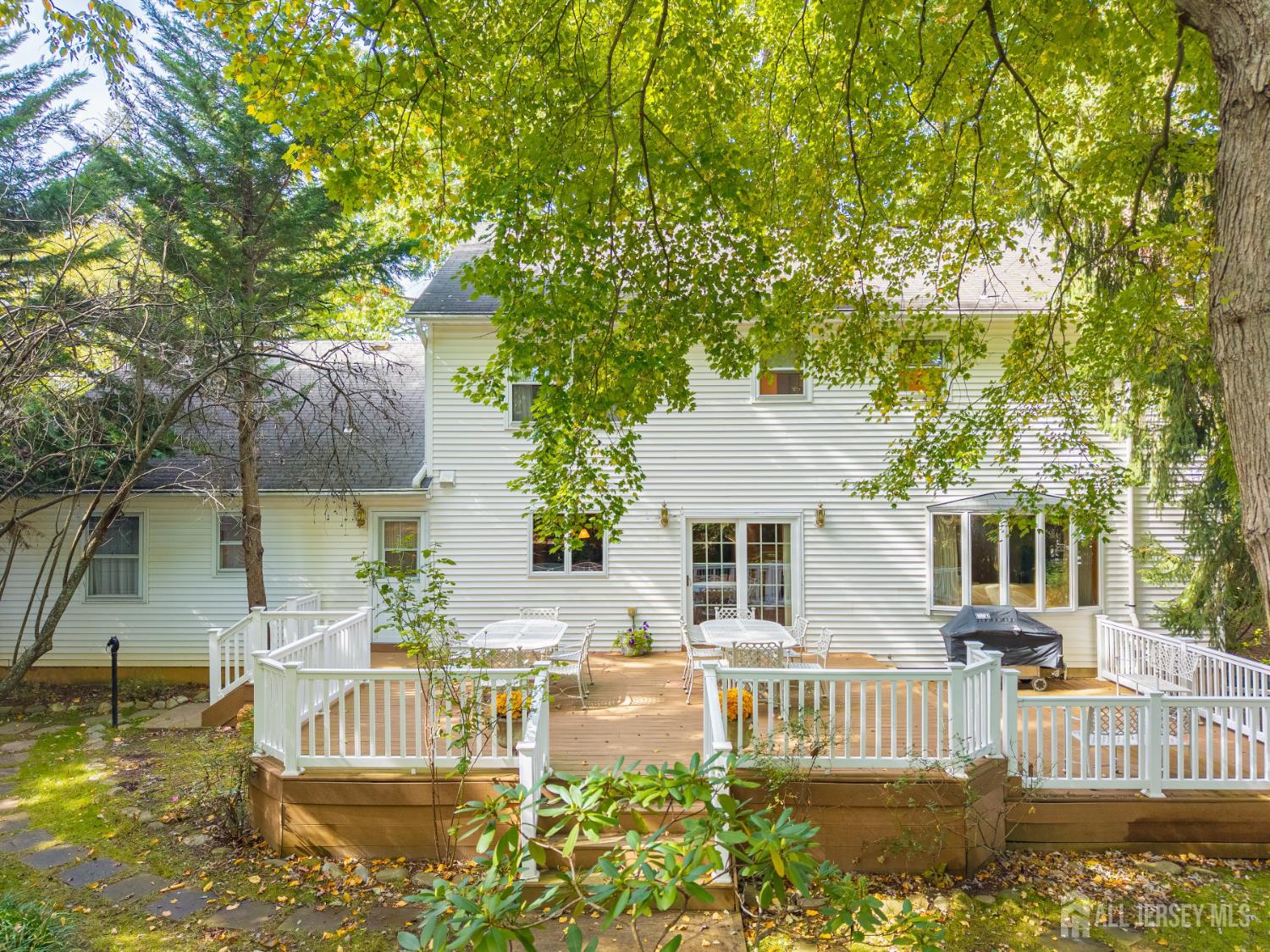15 Cherokee Road East Brunswick NJ 08816
