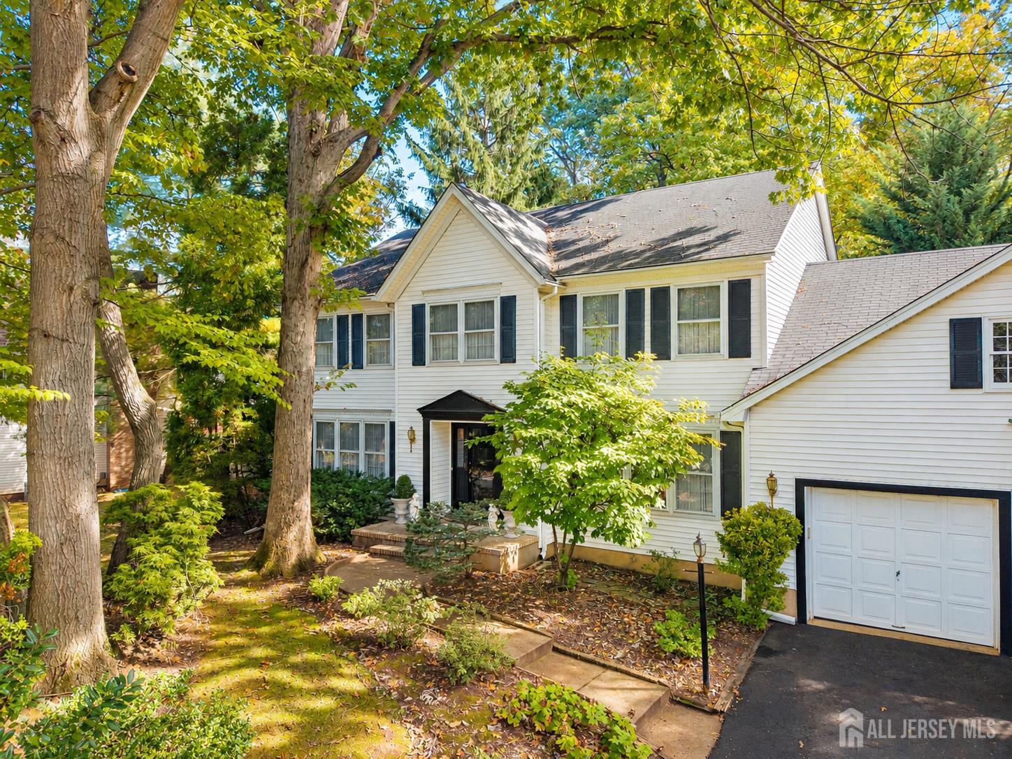 15 Cherokee Road East Brunswick NJ 08816