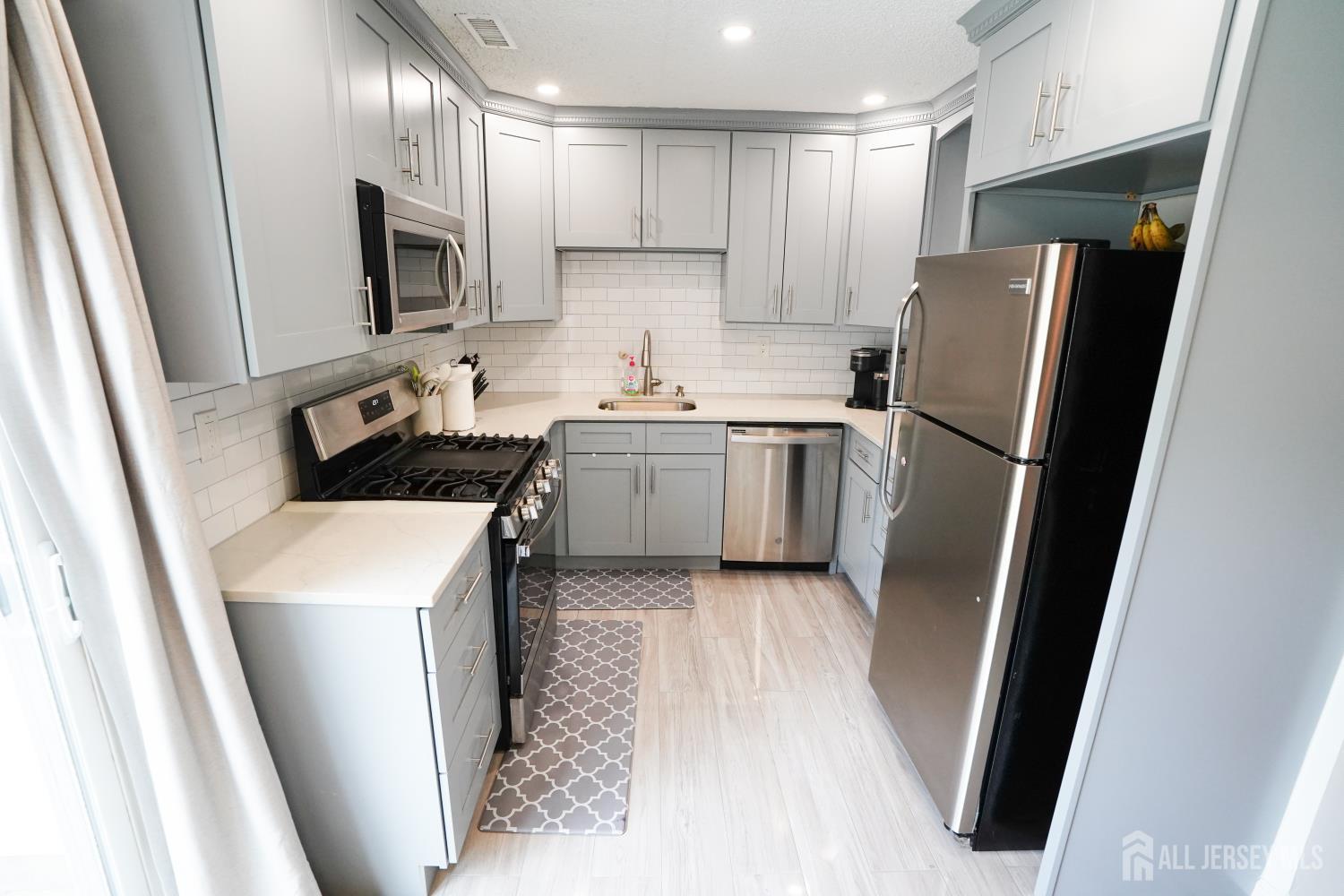 18 Keith Court South Brunswick NJ 08824
