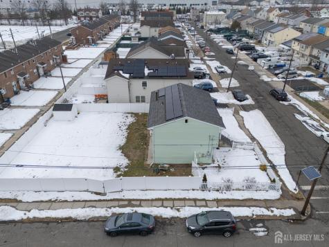 42 Mercer Street Carteret NJ 07008
