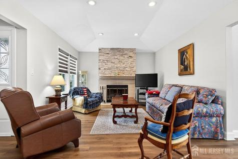3 George Washington Drive Monroe NJ 08831
