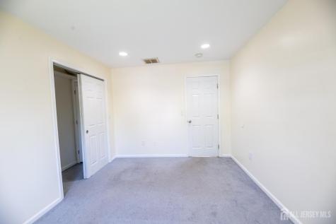 33 Cliffwood Way Old Bridge NJ 08879