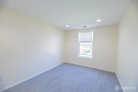33 Cliffwood Way Old Bridge NJ 08879