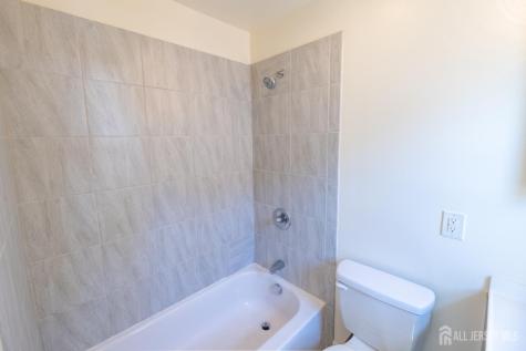 33 Cliffwood Way Old Bridge NJ 08879