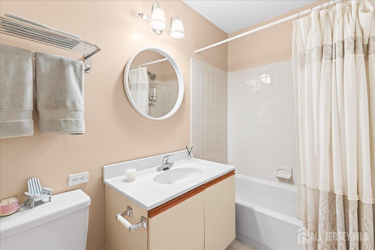57 W Countryside Drive South Brunswick NJ 08540