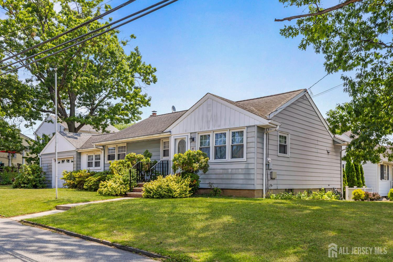 44 Garfield Place Sayreville NJ 08859