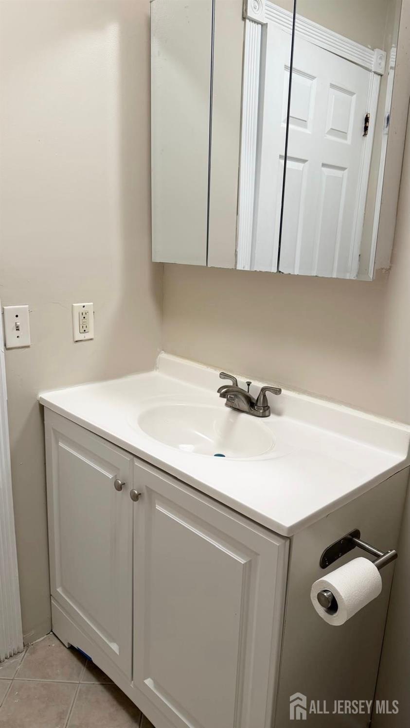 609 Edison Glen Terrace Edison NJ 08837