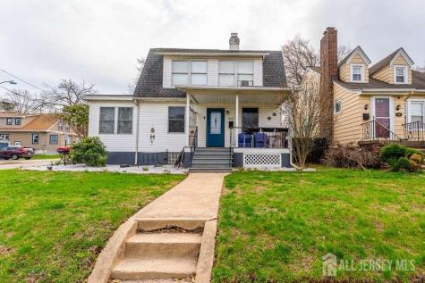 902 Lee Avenue North Brunswick NJ 08902