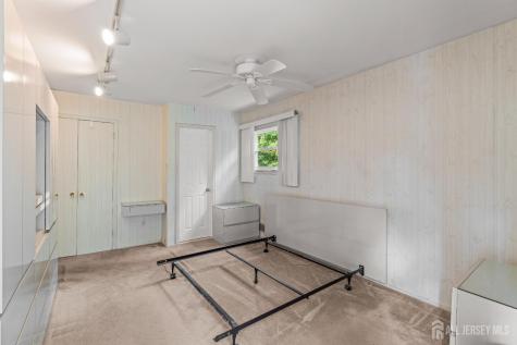 20 Valley Vale Drive Old Bridge NJ 08857
