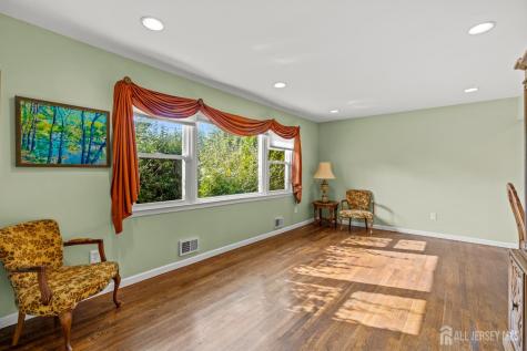 20 Valley Vale Drive Old Bridge NJ 08857