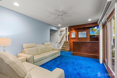 20 Valley Vale Drive Old Bridge NJ 08857