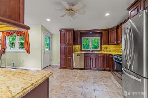 20 Valley Vale Drive Old Bridge NJ 08857