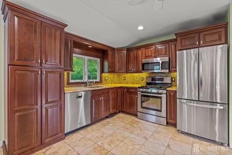 20 Valley Vale Drive Old Bridge NJ 08857