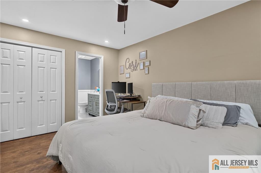 1914 Bayhead Drive Parlin NJ 08859