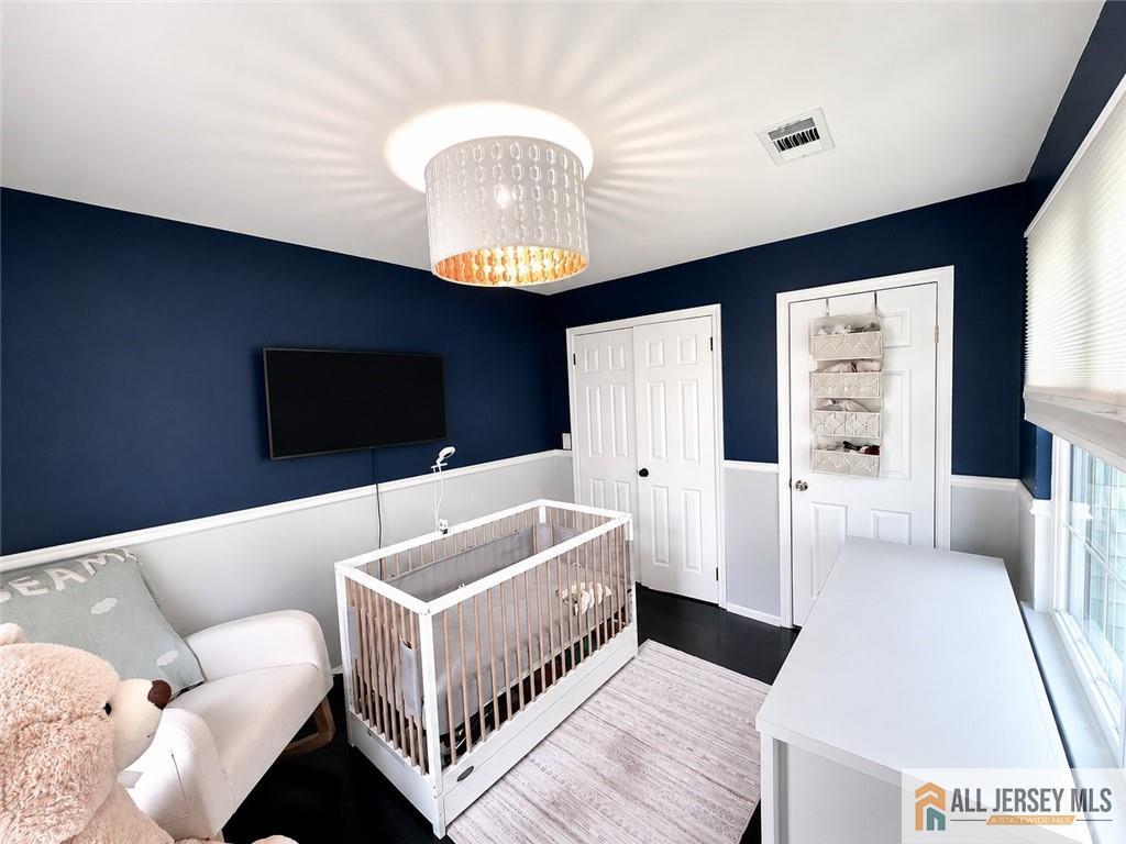 1914 Bayhead Drive Parlin NJ 08859