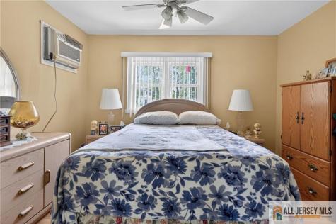 7 W James Place Iselin NJ 08830