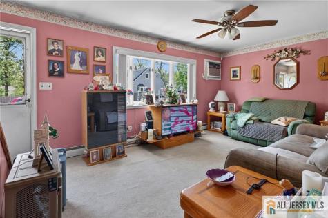 7 W James Place Iselin NJ 08830