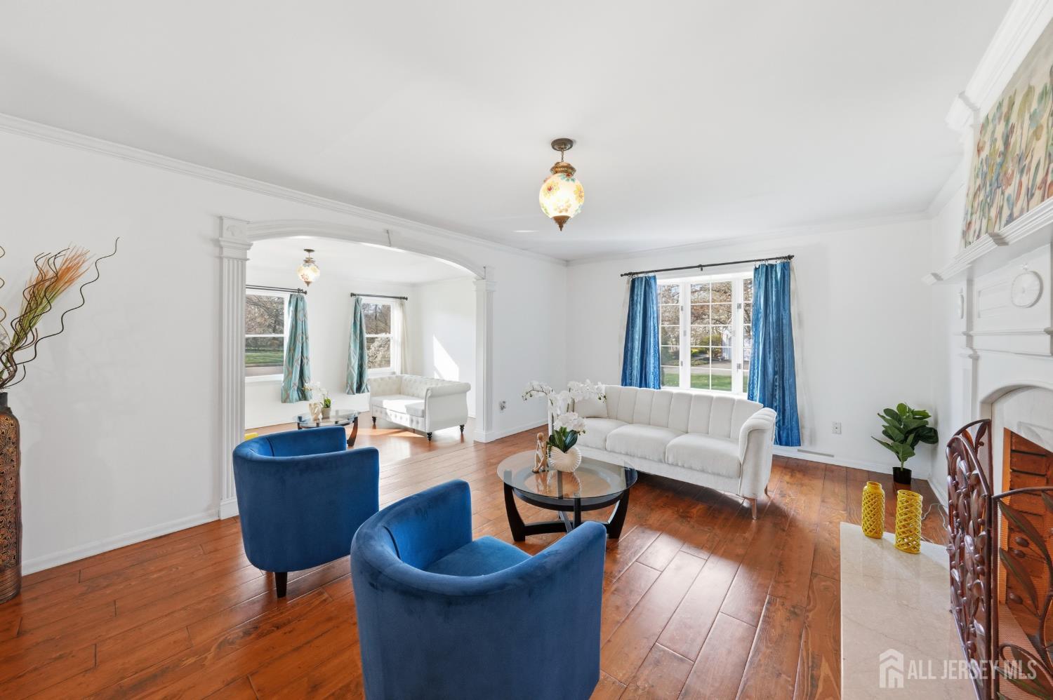 7 Monroe Place Cranbury NJ 08512