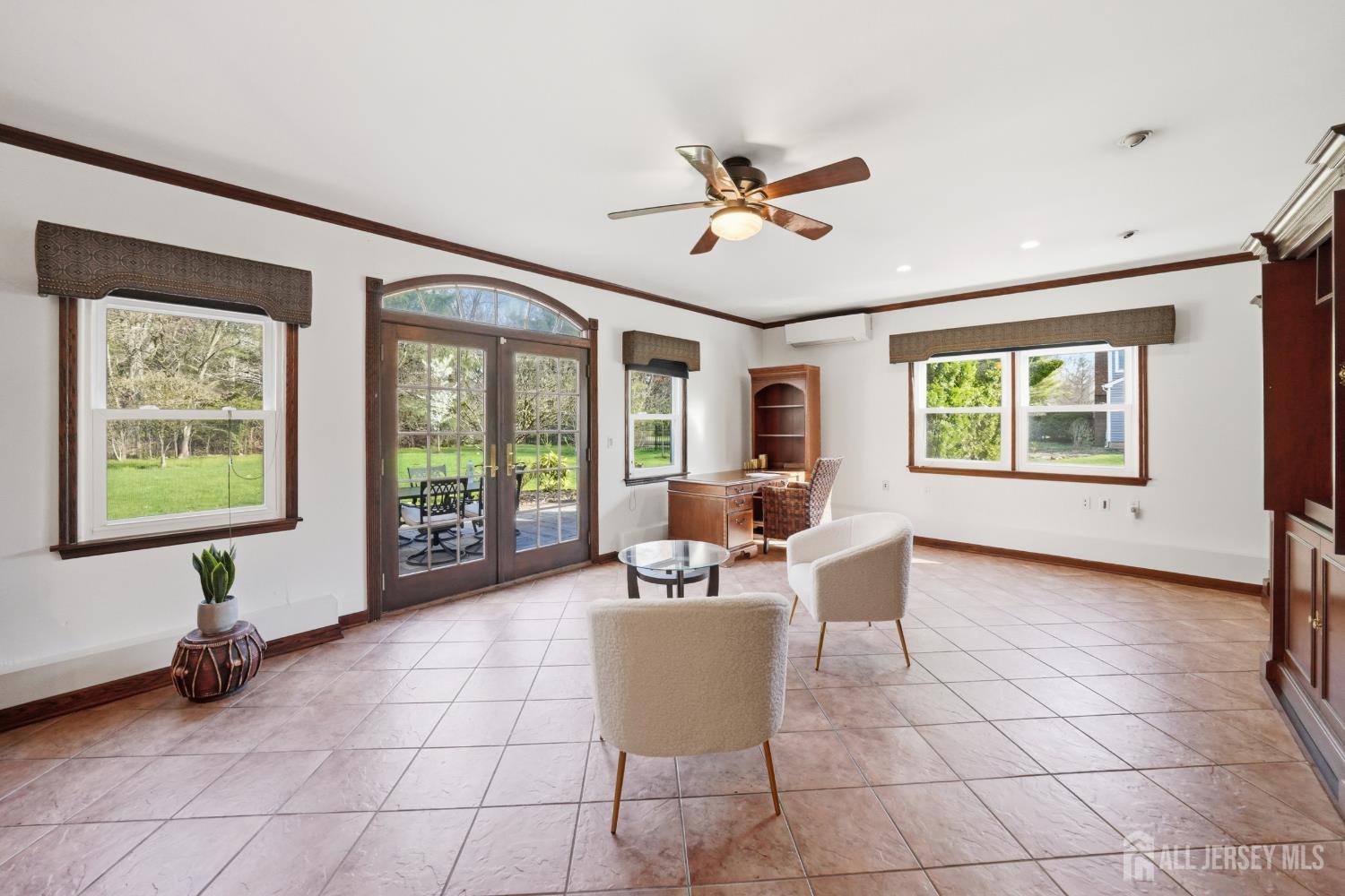 7 Monroe Place Cranbury NJ 08512
