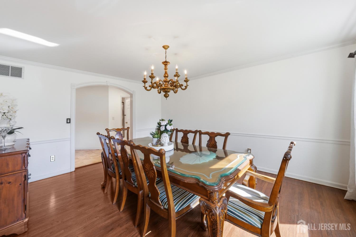 7 Monroe Place Cranbury NJ 08512