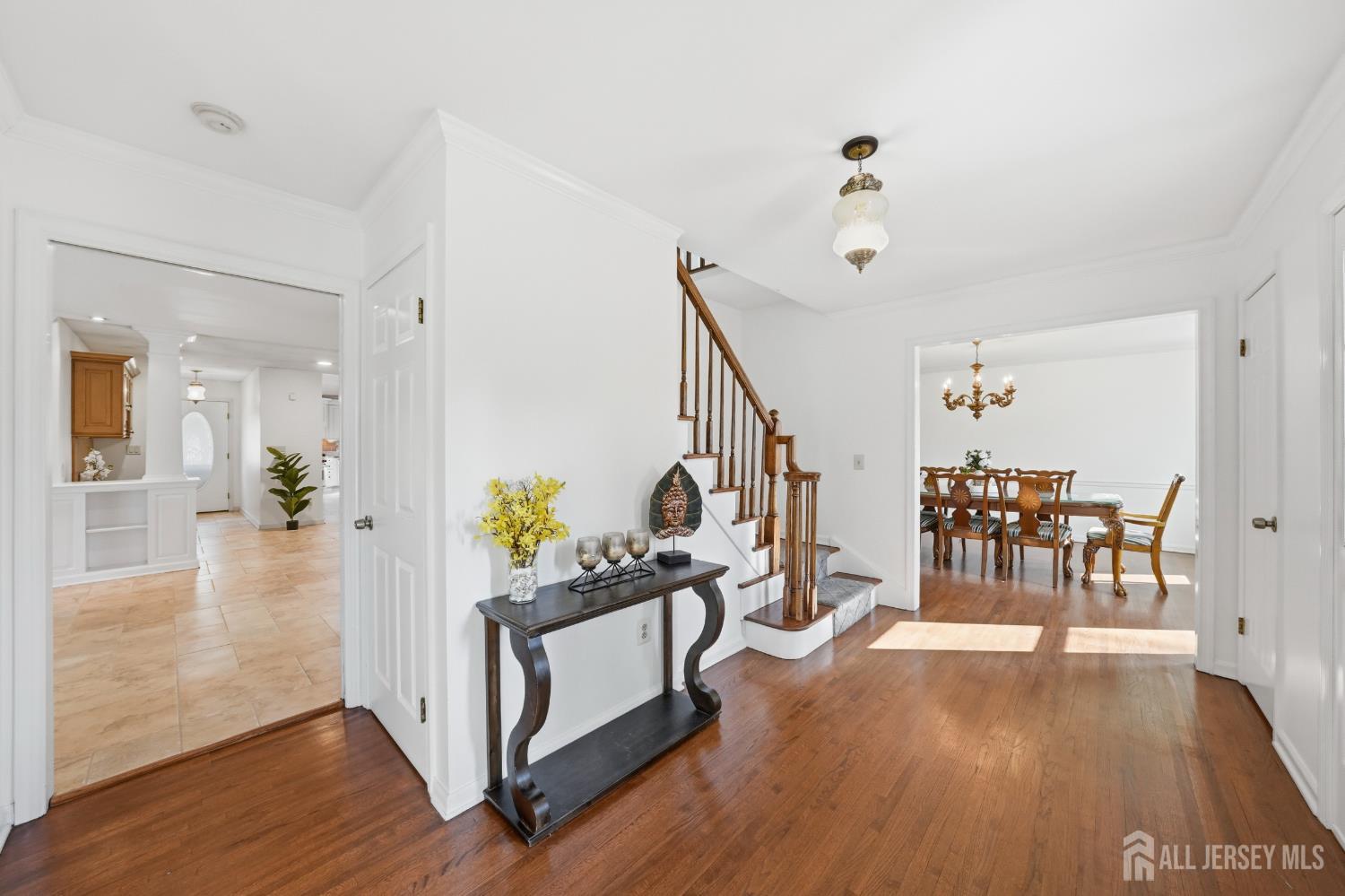 7 Monroe Place Cranbury NJ 08512