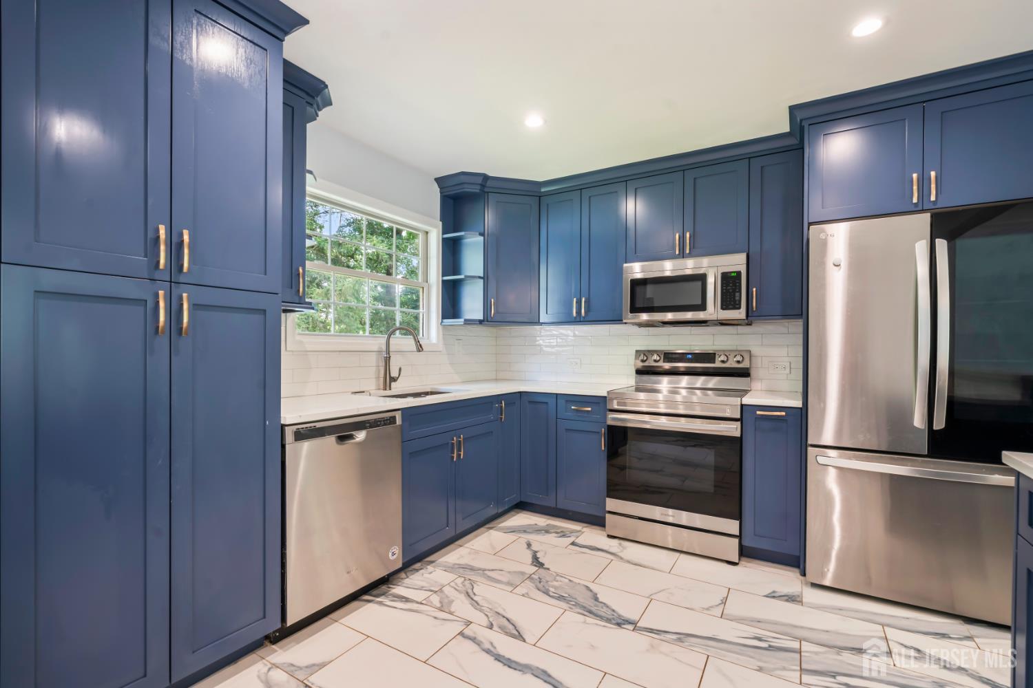 8 Alpine Court East Brunswick NJ 08816