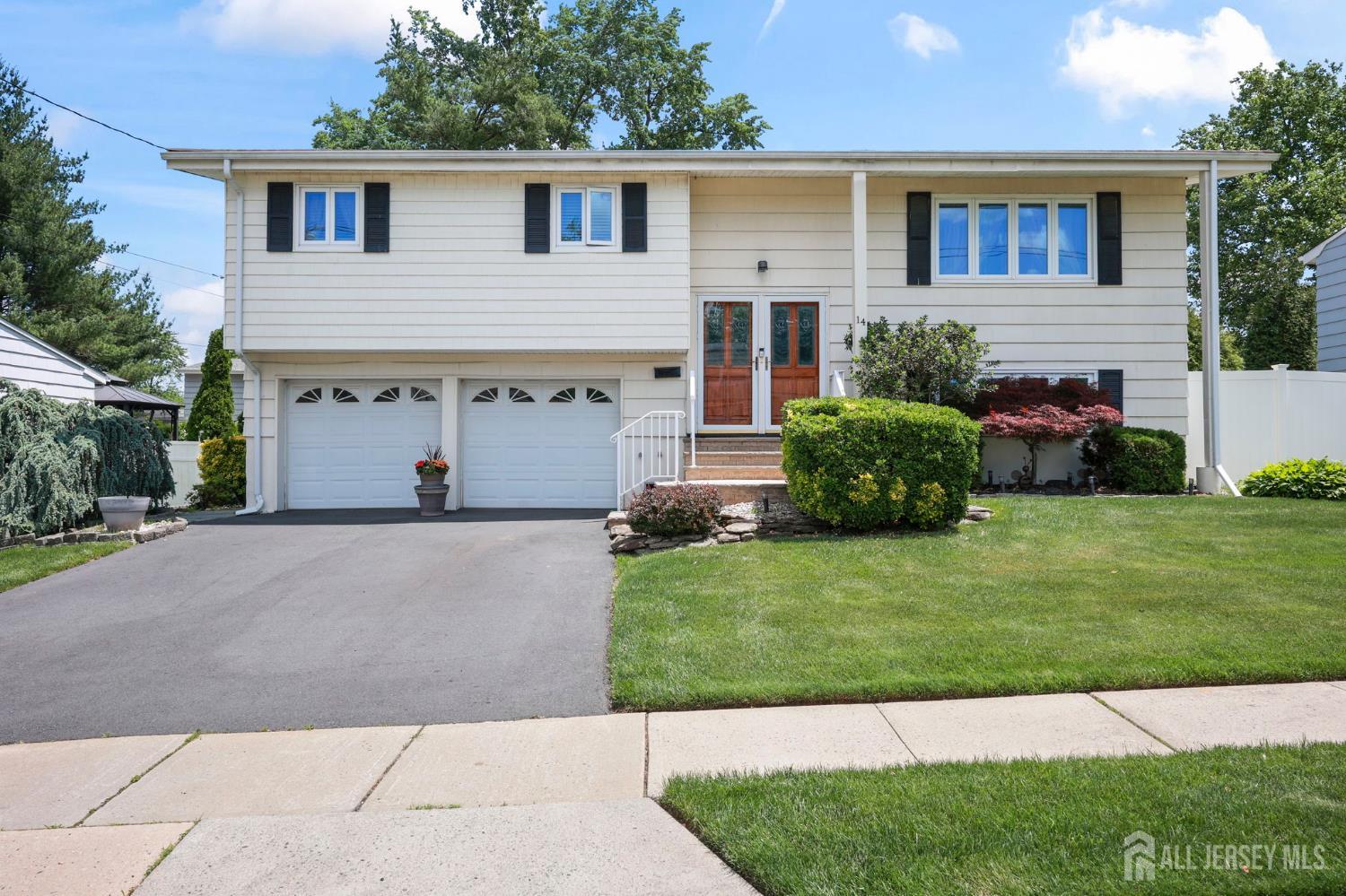 14 Heather Drive Old Bridge NJ 08857